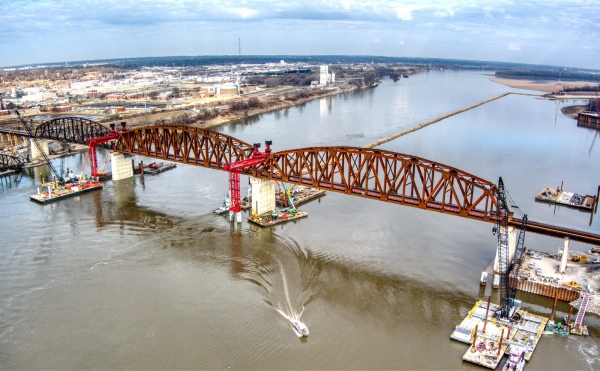 Merchants Bridge Reconstruction Project Receives AREMA’s 2023 Dr. William W. Hay Award for Excellence