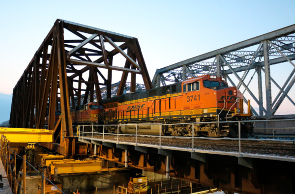 BNSF Bridge 369.9 over Grand River